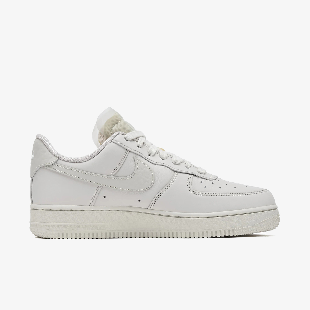 W NIKE AIR FORCE 1 LO PRM NH 