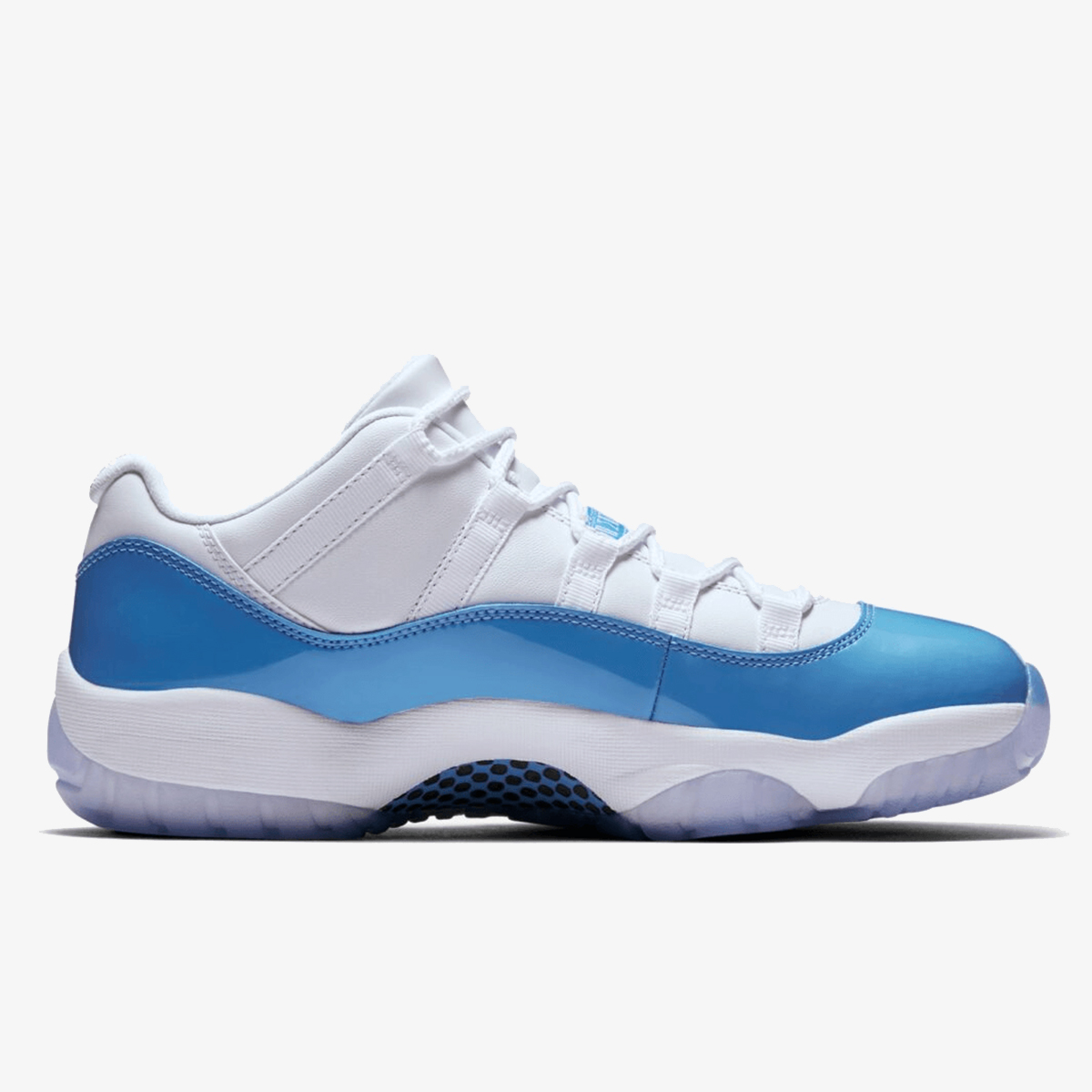 AIR JORDAN 11 RETRO LOW 