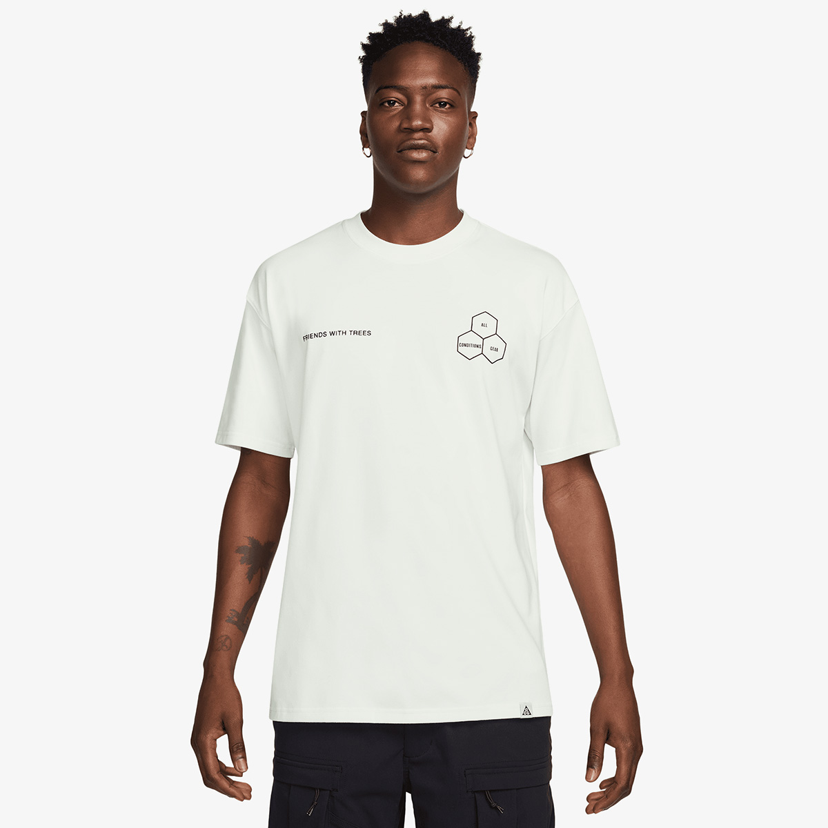 M ACG DF TEE OC WALK TREE 