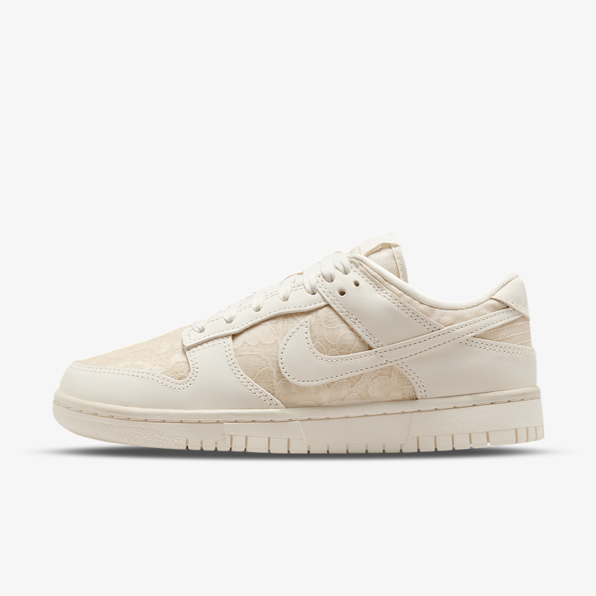 W NIKE DUNK LOW SE TRND 