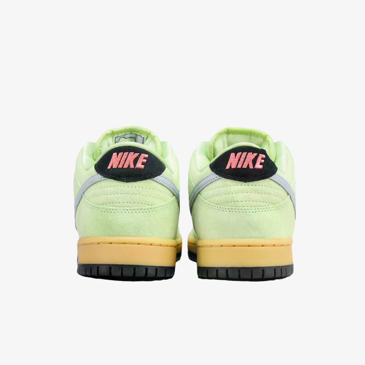 NIKE SB DUNK LOW PRO PRM WC 