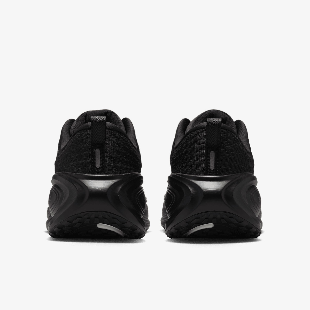 NIKE VOMERO PLUS 