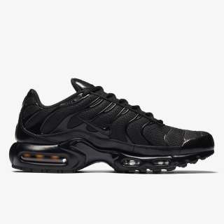 AIR MAX PLUS 