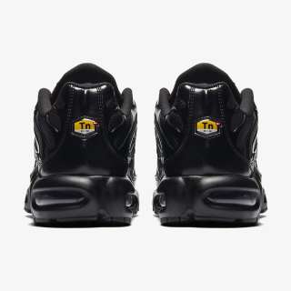AIR MAX PLUS 