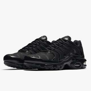 AIR MAX PLUS 