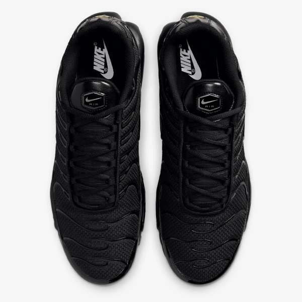 AIR MAX PLUS 