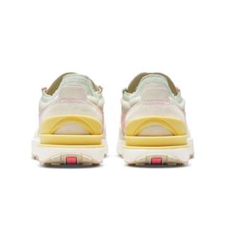 WMNS NIKE WAFFLE ONE DE 