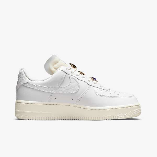 W NIKE AIR FORCE 1 LO PRM NH 