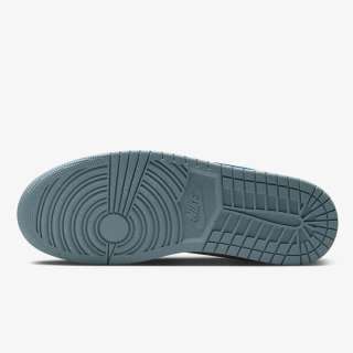 AIR JORDAN 1 LOW SE 