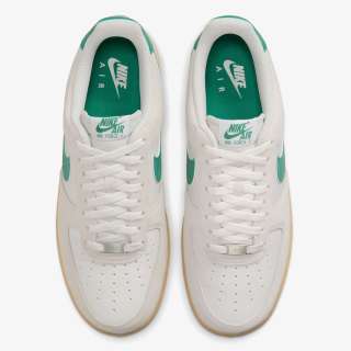 AIR FORCE 1 '07 LV8 ESS+ 
