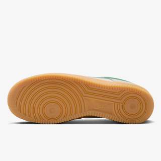 AIR FORCE 1 '07 LV8 ESS+ 