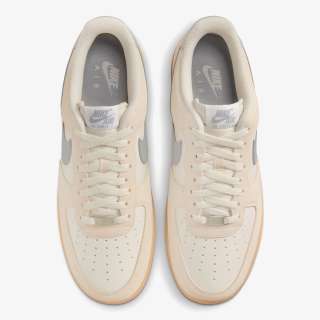 AIR FORCE 1 '07 LV8 ESS+ 