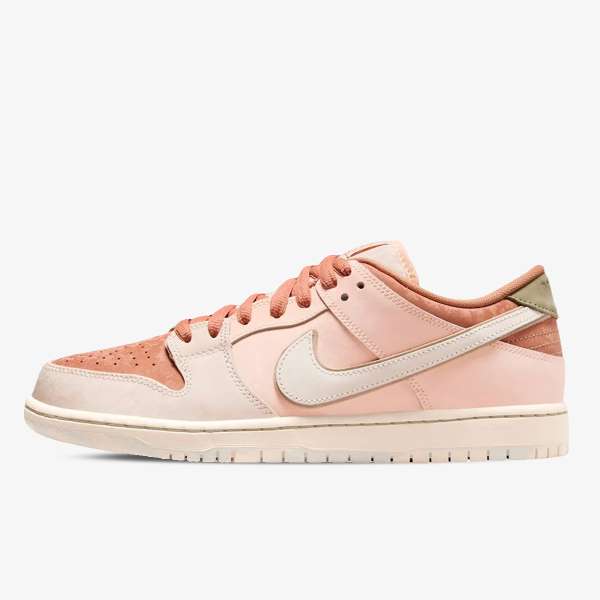 NIKE SB DUNK LOW PRO PRM 