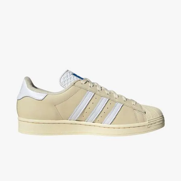 SUPERSTAR 