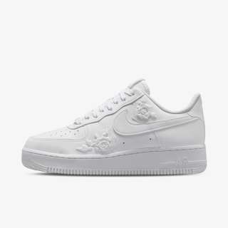 WMNS AIR FORCE 1 '07 SE 