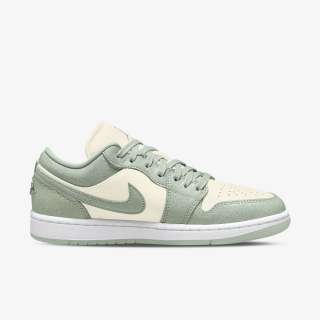 WMNS AIR JORDAN 1 LOW SE 