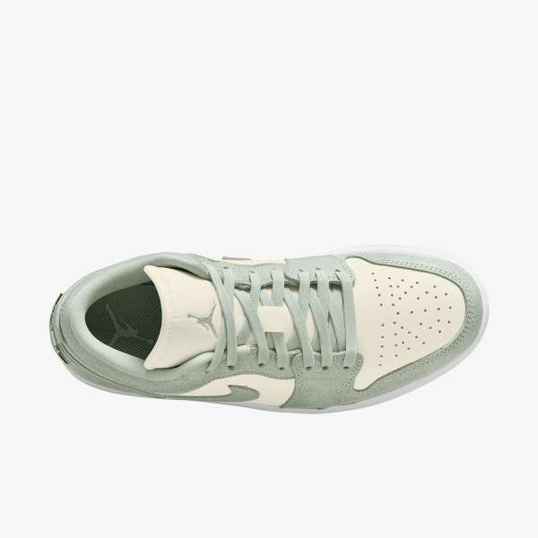 WMNS AIR JORDAN 1 LOW SE 