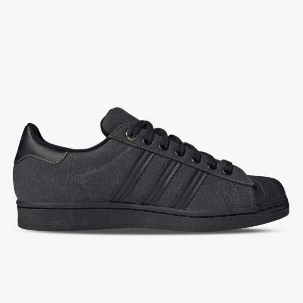 SUPERSTAR 