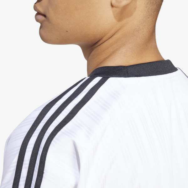 ADICOLOR POLY T 