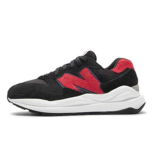 NEW BALANCE  M5740 