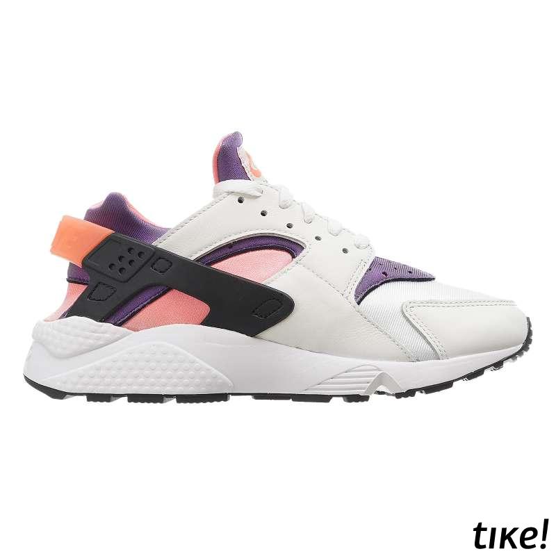 NIKE AIR HUARACHE 