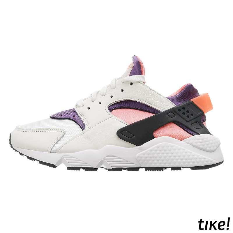 NIKE AIR HUARACHE 