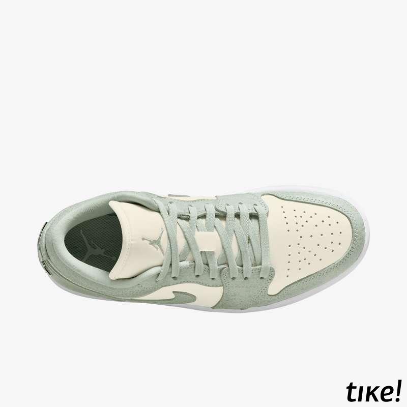 WMNS AIR JORDAN 1 LOW SE 
