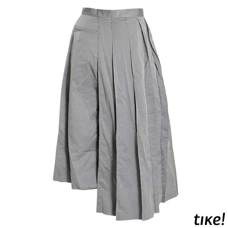 W CH1 TRACK SKORT 